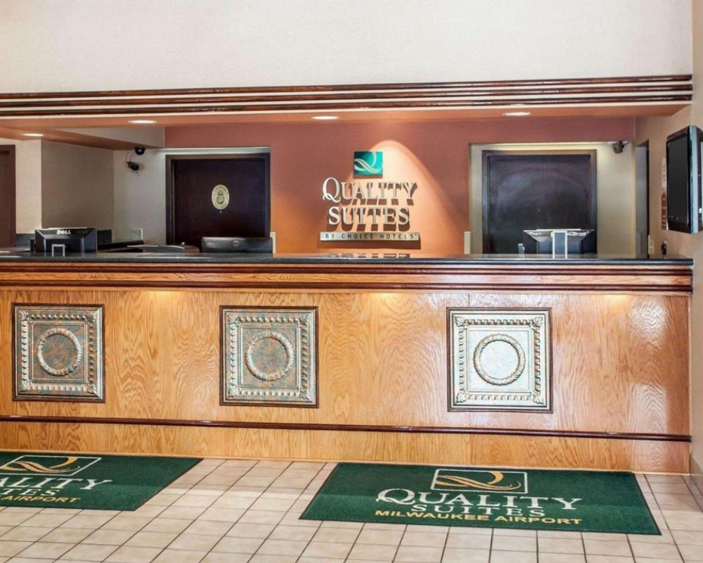 Quality Suites Milwaukee Airport Image 17