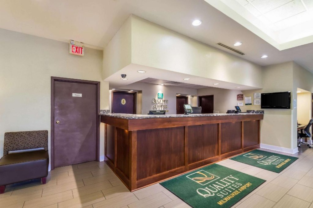 Quality Suites Milwaukee Airport Image 31